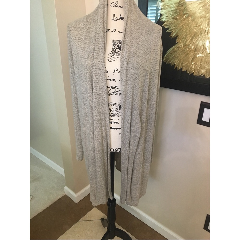Sweater - Picture 2 of 5